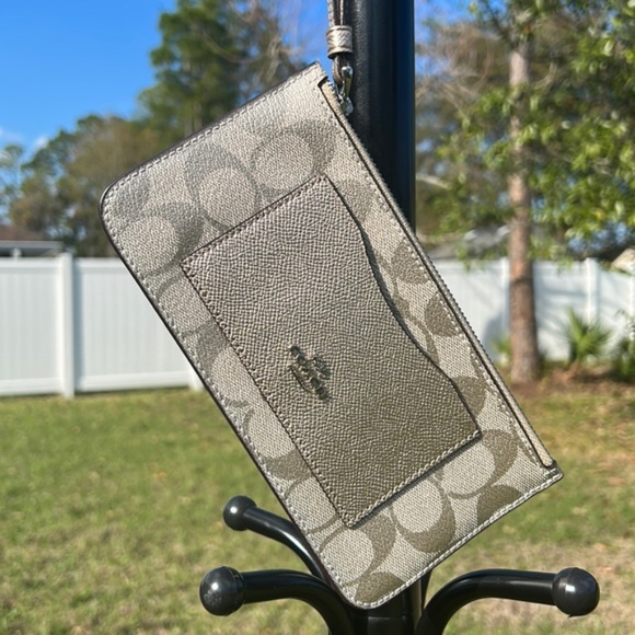 New Coach platinum wallet with wrist strap